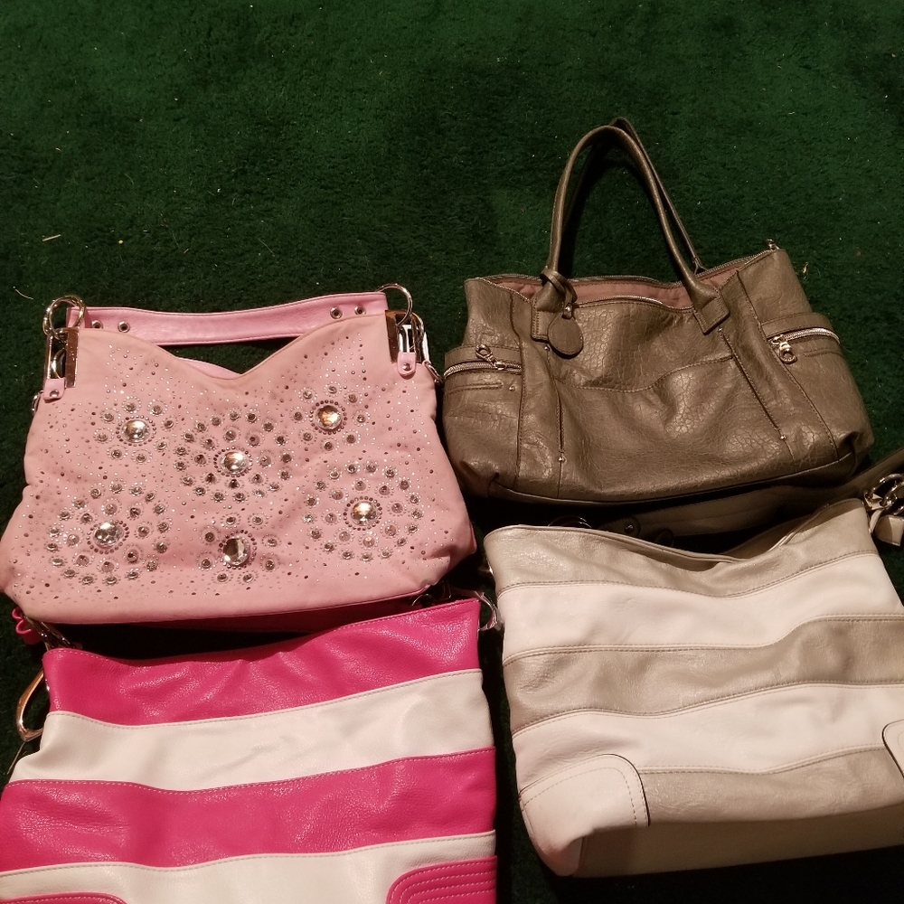 Purses - Picture 4 of 4